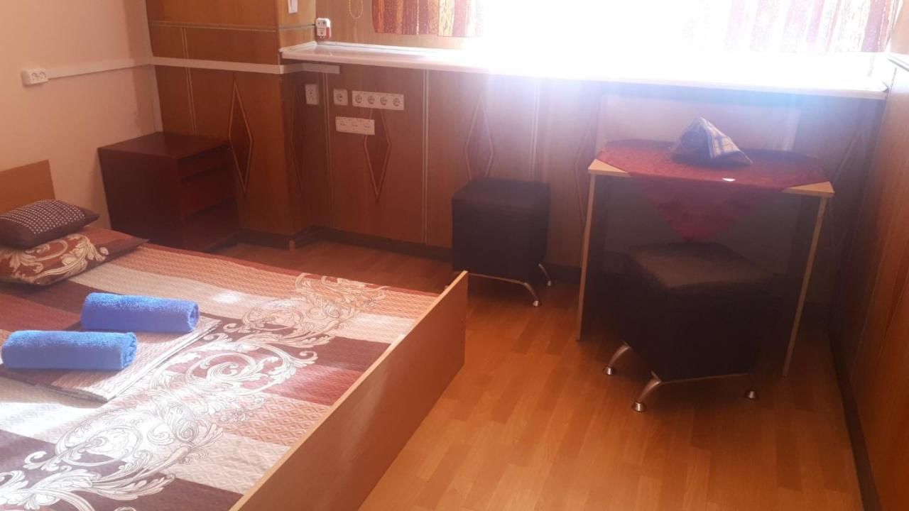 Хостелы IHOTEL Чернігівський Киев