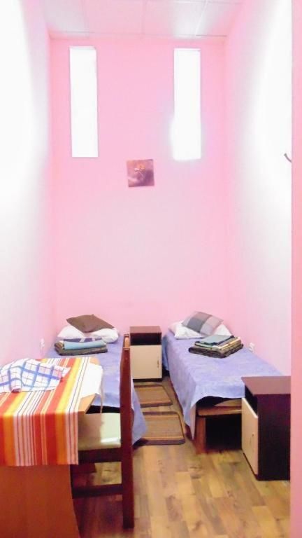 Хостелы IHOTEL Чернігівський Киев