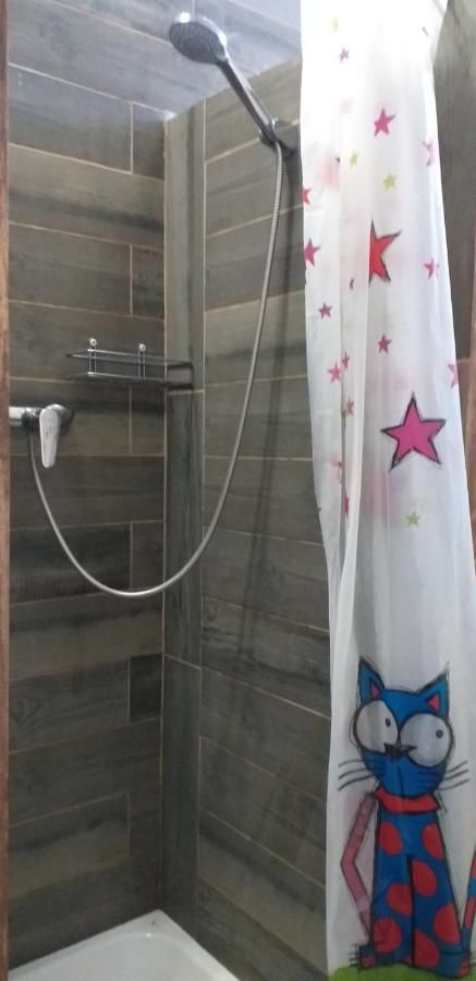 Хостелы IHOTEL Чернігівський Киев