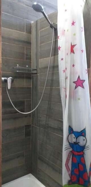 Хостелы IHOTEL Чернігівський Киев-4