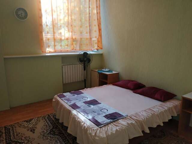 Хостелы IHOTEL Чернігівський Киев-5